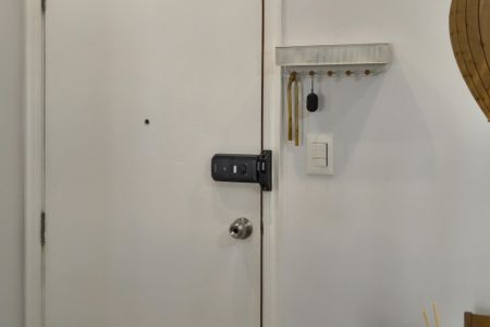 Apartamento para alugar com 60m², 1 quarto e 1 vaga Apartamento para alugar com 60m², 1 quarto e 1 vagaFechadura eletrônica
