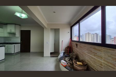 Apartamento para alugar com 130m², 3 quartos e 2 vagas