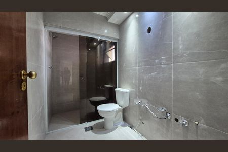 Apartamento para alugar com 130m², 3 quartos e 2 vagas
