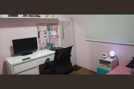 Apartamento para alugar com 130m², 3 quartos e 2 vagas Apartamento para alugar com 130m², 3 quartos e 2 vagasQuarto