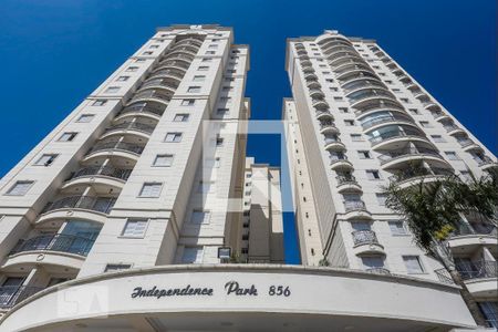 Apartamento à venda com 58m², 2 quartos e 1 vaga Apartamento à venda com 58m², 2 quartos e 1 vagaFachada