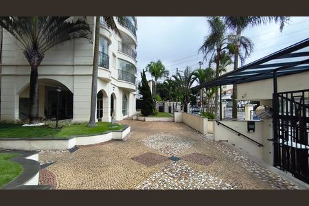 Apartamento à venda com 58m², 2 quartos e 1 vaga Apartamento à venda com 58m², 2 quartos e 1 vagaEntrada e Portaria