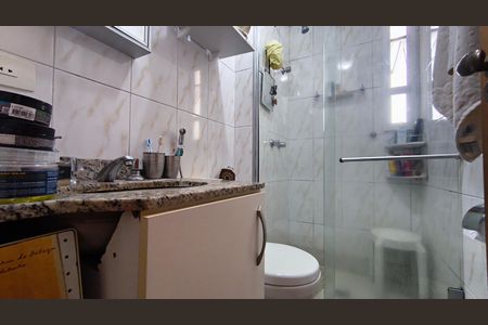 Apartamento à venda com 58m², 2 quartos e 1 vaga Apartamento à venda com 58m², 2 quartos e 1 vagaBanheiro da Suíte