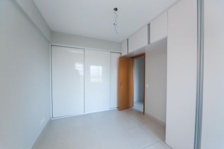Apartamento à venda com 77m², 2 quartos e 2 vagas Apartamento à venda com 77m², 2 quartos e 2 vagassuite 2