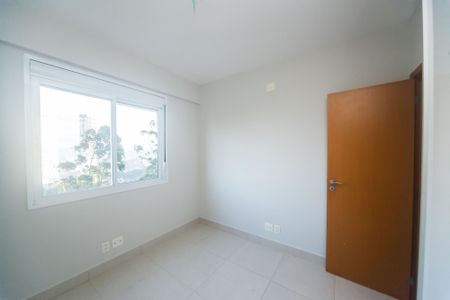 Apartamento à venda com 77m², 2 quartos e 2 vagas Apartamento à venda com 77m², 2 quartos e 2 vagassuite 1