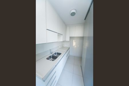 Apartamento à venda com 77m², 2 quartos e 2 vagas Apartamento à venda com 77m², 2 quartos e 2 vagasCozinha