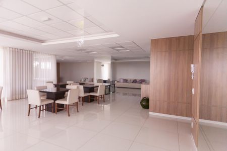 Apartamento à venda com 77m², 2 quartos e 2 vagas Apartamento à venda com 77m², 2 quartos e 2 vagasÁrea comum - Salão de festas