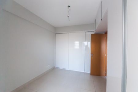 Apartamento à venda com 77m², 2 quartos e 2 vagas Apartamento à venda com 77m², 2 quartos e 2 vagassuite 2