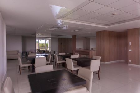 Apartamento à venda com 77m², 2 quartos e 2 vagas Apartamento à venda com 77m², 2 quartos e 2 vagasÁrea comum - Salão de festas