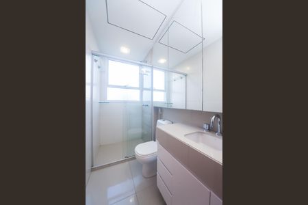 Apartamento à venda com 77m², 2 quartos e 2 vagas Apartamento à venda com 77m², 2 quartos e 2 vagasBanheiro suite 2