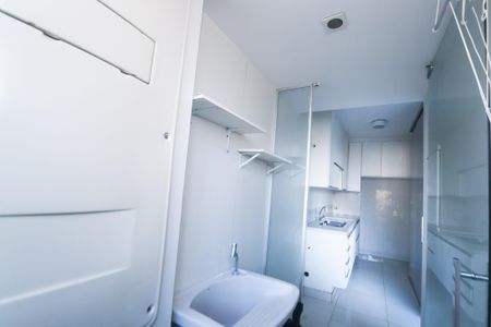 Apartamento à venda com 77m², 2 quartos e 2 vagas Apartamento à venda com 77m², 2 quartos e 2 vagasÁrea de Serviço