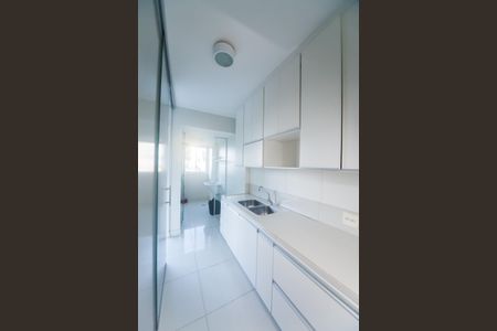 Apartamento à venda com 77m², 2 quartos e 2 vagas Apartamento à venda com 77m², 2 quartos e 2 vagasCozinha