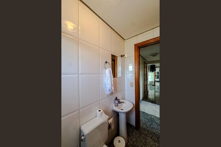 Apartamento à venda com 396m², 4 quartos e 5 vagas Apartamento à venda com 396m², 4 quartos e 5 vagasBanheiro de serviço