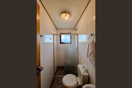Apartamento à venda com 396m², 4 quartos e 5 vagas Apartamento à venda com 396m², 4 quartos e 5 vagasBanheiro de serviço