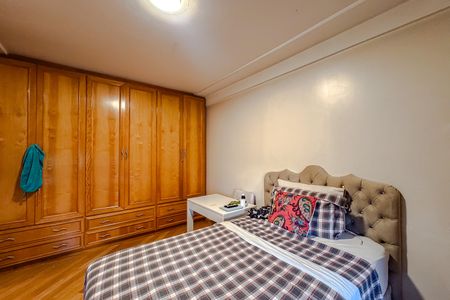 Apartamento à venda com 396m², 4 quartos e 5 vagas Apartamento à venda com 396m², 4 quartos e 5 vagasQuarto 3 - Suíte