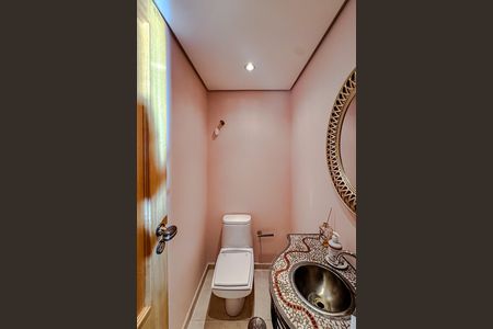 Apartamento à venda com 396m², 4 quartos e 5 vagas Apartamento à venda com 396m², 4 quartos e 5 vagasLavabo