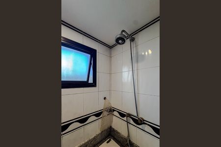 Apartamento à venda com 396m², 4 quartos e 5 vagas Apartamento à venda com 396m², 4 quartos e 5 vagasBanheiro da Suíte 2