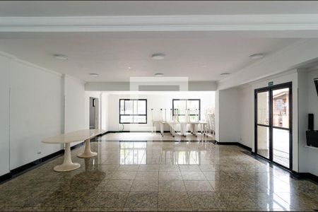 Apartamento para alugar com 65m², 2 quartos e 1 vagaÁrea comum - Salão de festas