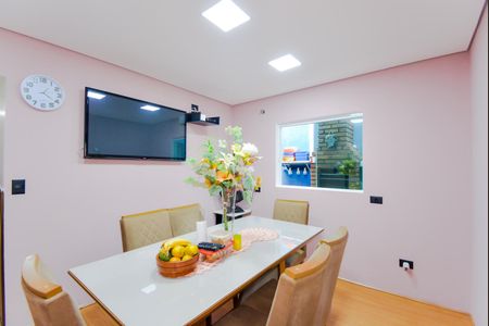 Casa à venda com 120m², 2 quartos e 1 vagaSala de Jantar