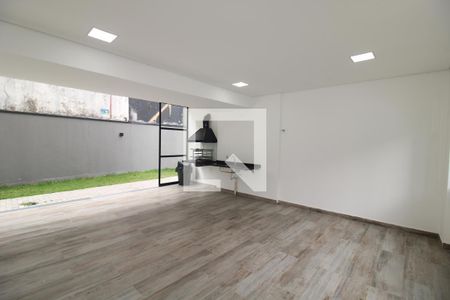 Apartamento para alugar com 31m², 1 quarto e sem vagaÁrea comum - Churrasqueira