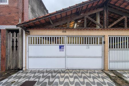 Fachada de casa para alugar com 2 quartos, 50m² em Jardim Trevo, Praia Grande