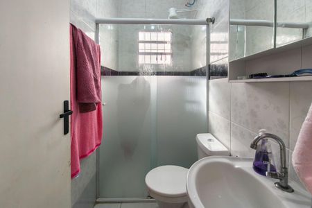 Casa para alugar com 50m², 2 quartos e 1 vaga Casa para alugar com 50m², 2 quartos e 1 vagaBanheiro