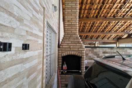 Casa para alugar com 50m², 2 quartos e 1 vaga Casa para alugar com 50m², 2 quartos e 1 vagaChurrasqueira