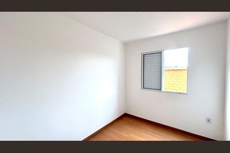 Quarto 1 de apartamento para alugar com 2 quartos, 42m² em Vila Nova Bonsucesso, Guarulhos