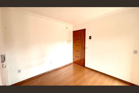 Sala de apartamento para alugar com 2 quartos, 42m² em Vila Nova Bonsucesso, Guarulhos