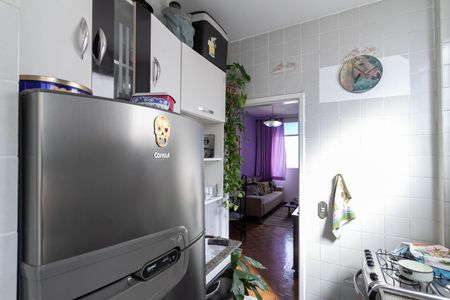 Apartamento à venda com 55m², 2 quartos e 1 vaga Apartamento à venda com 55m², 2 quartos e 1 vagaCozinha e Área de Serviço