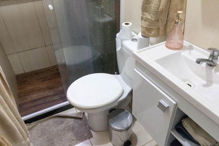 Apartamento à venda com 45m², 2 quartos e 1 vaga Apartamento à venda com 45m², 2 quartos e 1 vagaBanheiro
