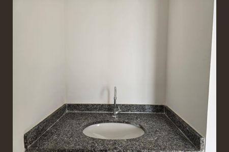 Banheiro Social de apartamento para alugar com 2 quartos, 38m² em Centro, Guarulhos