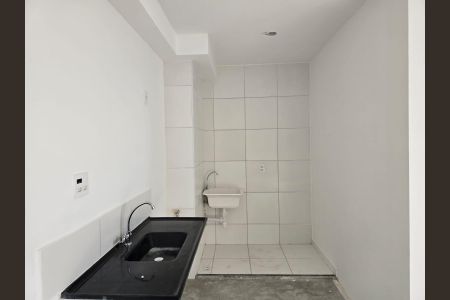 Cozinha e Área de Serviço de apartamento para alugar com 2 quartos, 38m² em Centro, Guarulhos