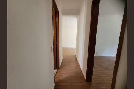 Apartamento à venda com 67m², 1 quarto e 1 vaga Apartamento à venda com 67m², 1 quarto e 1 vagaCorredor
