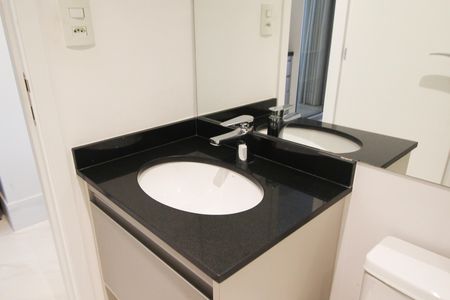 Studio à venda com 25m², 1 quarto e sem vaga Studio à venda com 25m², 1 quarto e sem vagaBanheiro