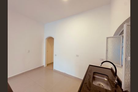 Casa para alugar com 45m², 1 quarto e sem vaga Casa para alugar com 45m², 1 quarto e sem vagaCozinha