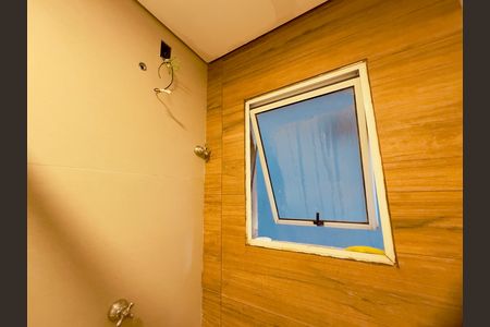 Casa para alugar com 45m², 1 quarto e sem vaga Casa para alugar com 45m², 1 quarto e sem vagaBanheiro