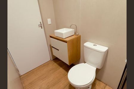 Casa para alugar com 45m², 1 quarto e sem vaga Casa para alugar com 45m², 1 quarto e sem vagaBanheiro
