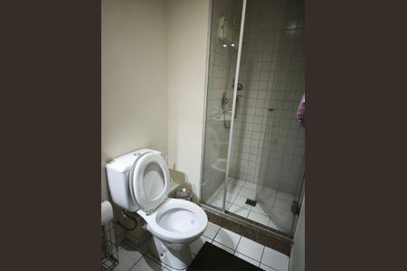 Banheiro de apartamento à venda com 1 quarto, 43m² em Vila Clementino, São Paulo