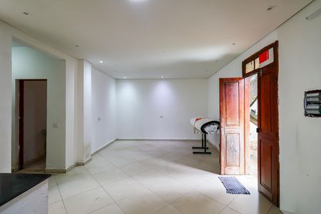 Casa para alugar com 1 quarto, 50m² em Jardim Vitoria Regia (zona Oeste), São Paulo