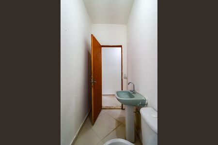 Casa para alugar com 50m², 1 quarto e sem vaga Casa para alugar com 50m², 1 quarto e sem vagaBanheiro