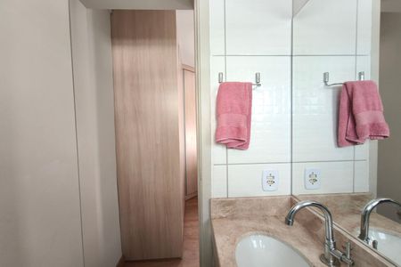 Banheiro Suíte de apartamento para alugar com 3 quartos, 60m² em Jardim Marcia, Campinas