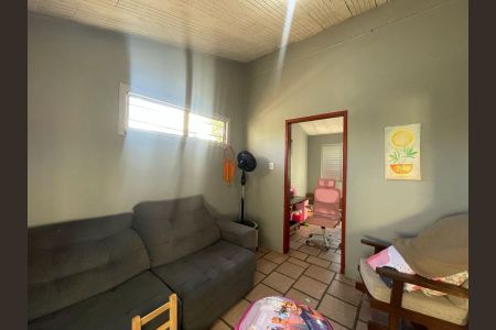 Casa à venda com 250m², 7 quartos e 7 vagas Casa à venda com 250m², 7 quartos e 7 vagasCasa 3 - Sala