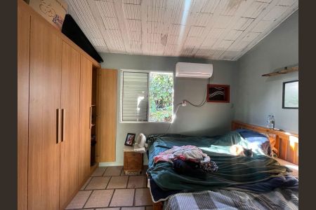 Casa à venda com 250m², 7 quartos e 7 vagas Casa à venda com 250m², 7 quartos e 7 vagasCasa 3 - Quarto