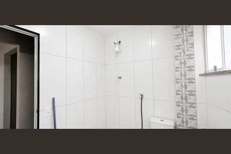 Apartamento para alugar com 70m², 2 quartos e 1 vaga Apartamento para alugar com 70m², 2 quartos e 1 vagaBanheiro social