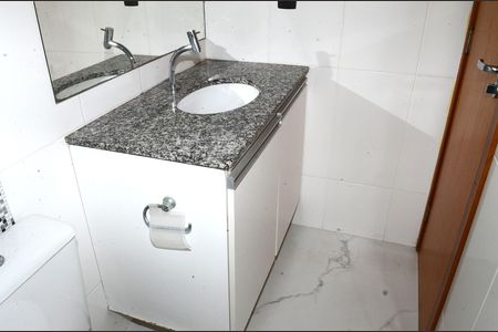 Apartamento para alugar com 80m², 2 quartos e 2 vagasBanheiro da Suíte