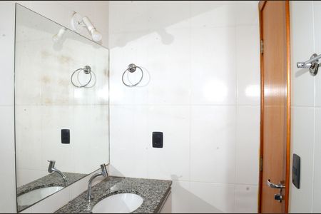 Apartamento para alugar com 80m², 2 quartos e 2 vagasBanheiro da Suíte