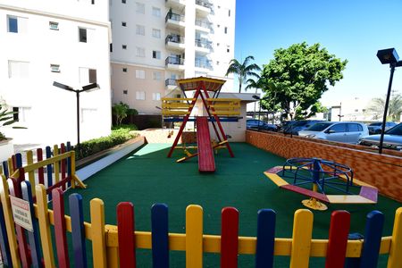 Apartamento para alugar com 55m², 2 quartos e 1 vagaÁrea comum - Playground