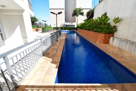 Apartamento para alugar com 55m², 2 quartos e 1 vagaÁrea comum - Piscina