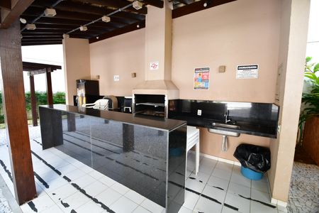 Apartamento para alugar com 55m², 2 quartos e 1 vagaÁrea comum - Churrasqueira